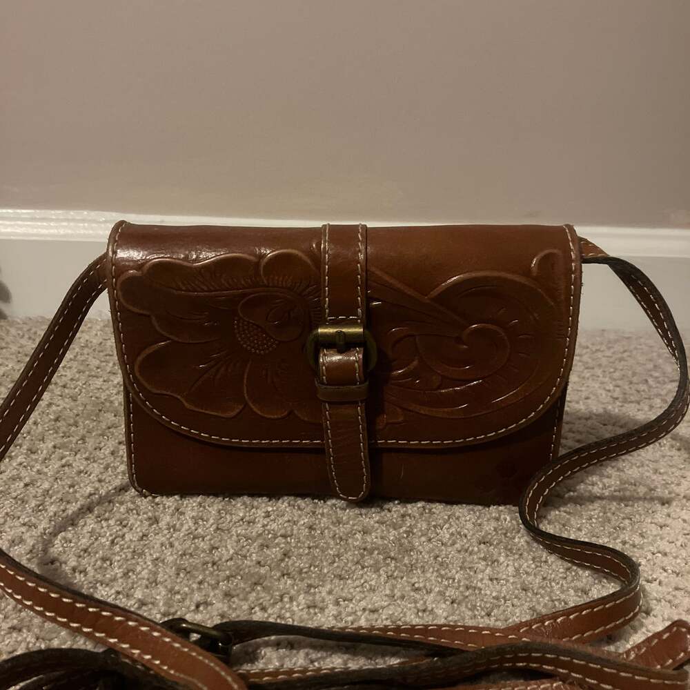 Patricia Nash Torri Tooled Florence Leather Crossbody Organizer Bag